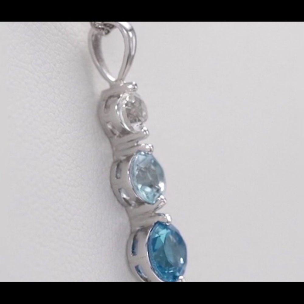 🌷 (925) BLUE/WHITE TOPAZ PENDANT NECKLACE - Picture 3 of 6